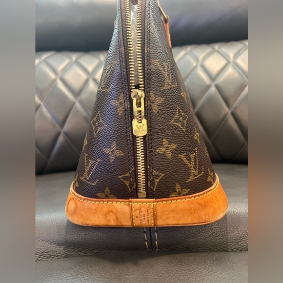 💎100% Authentic Louis Vuitton Monogram Alma Handbag - Picture 2 of 6